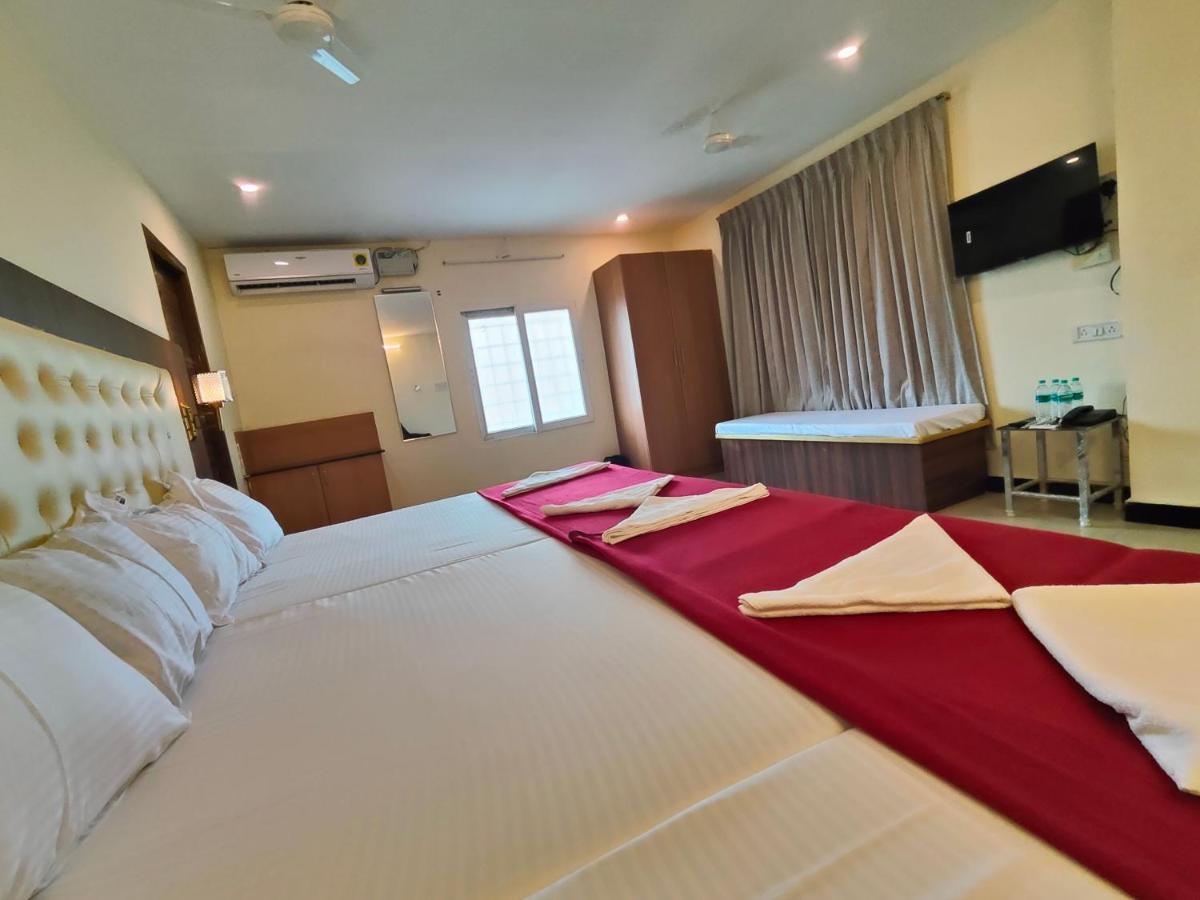Hotel Comfort カーンチープラム エクステリア 写真